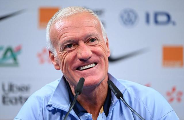 开云-德尚：只有球员能抵制过多的比赛，但与雇主对抗并不简单