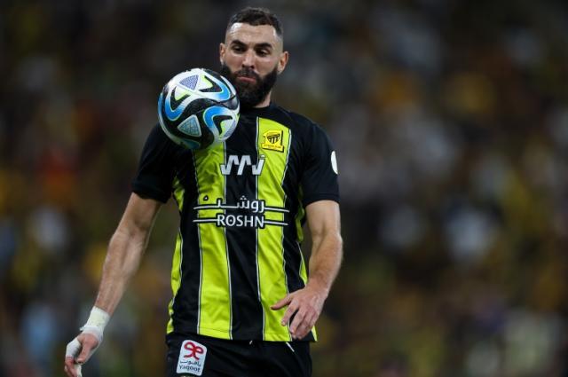 1734393439478030102.jpg benzama.jpg