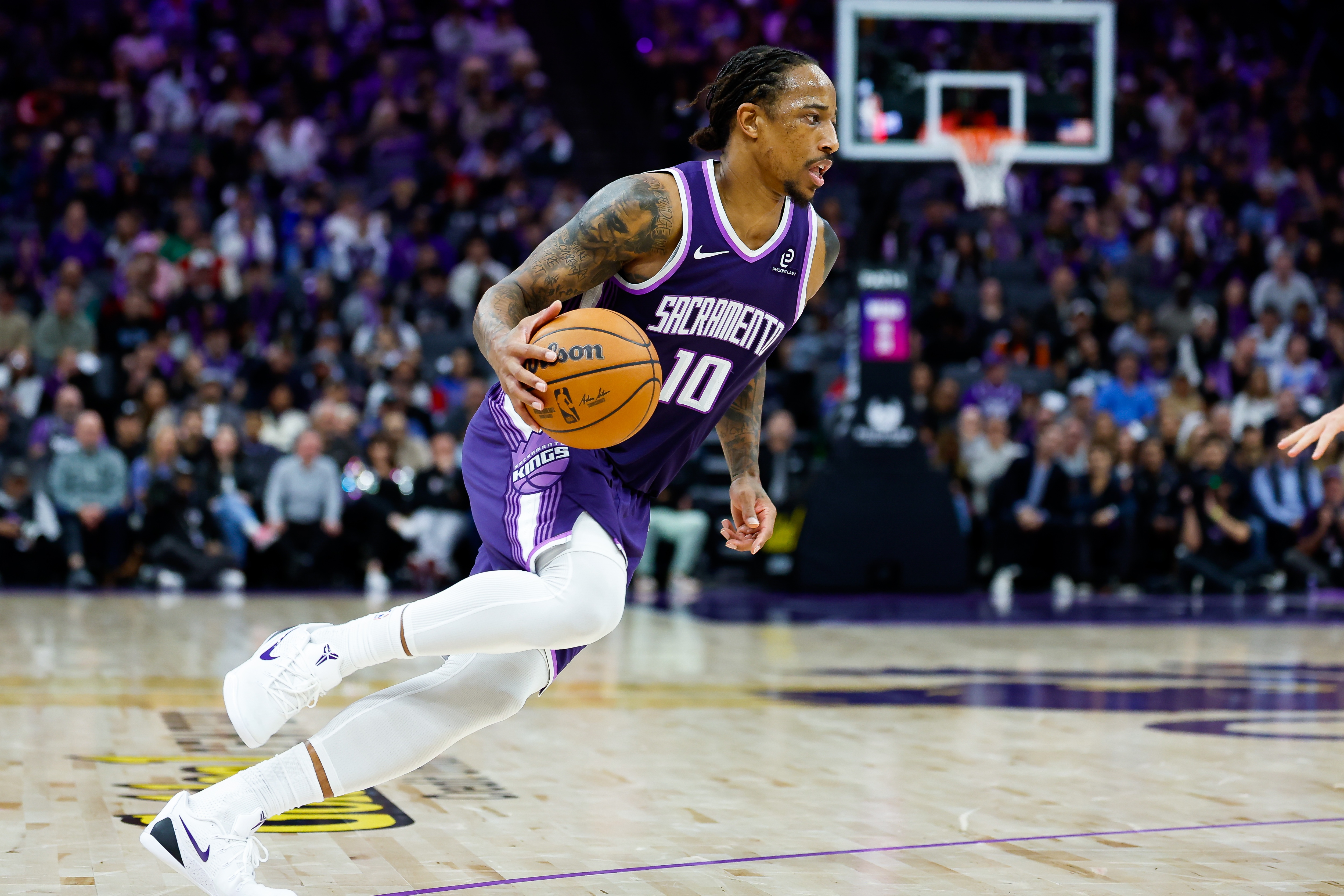 kaiyun-好好打球！德罗赞21中11砍41分11助带队两连胜 21罚18中频造杀伤